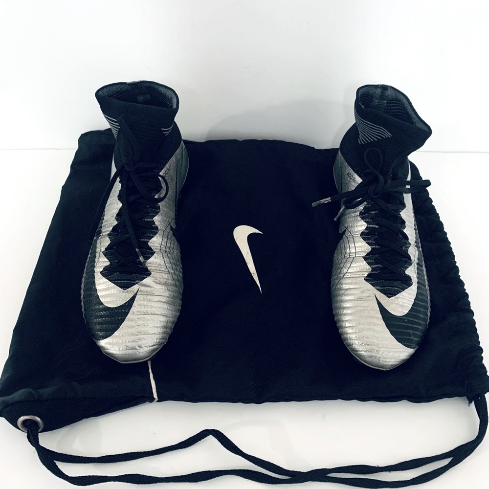 Nike Mercurial Superfly V Heritage iD Soccer Cleats